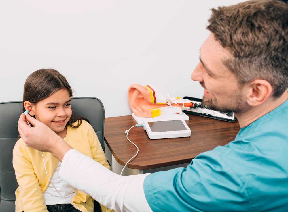 what is an audiologist